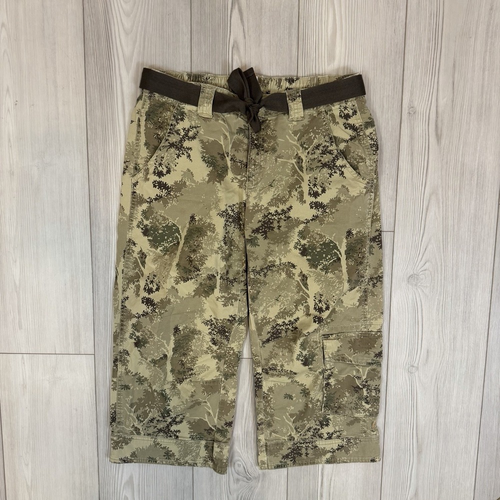 Lucy‎ Women's Medium Y2K Camouflage Camo Cargo Belted Capris Grunge